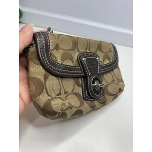 Vintage Coach Legacy Signature Canvas Turn Lock Wristlet Khaki/Black thumbnail 2