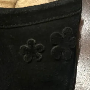 UGG Clog Mule Black Suede 9 Shearling Platform‎ Floral S/N 5304 Chunky Y2K Retro thumbnail 4