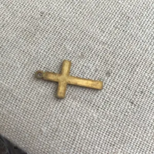 Vintage Cross Pendant thumbnail 2