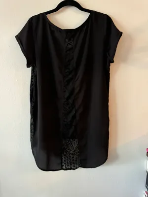Mossimo Woman's Black Lightweight Top Large thumbnail 3