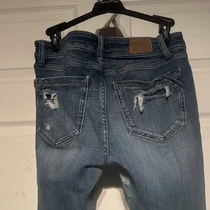 Buckle Light Blue Distressed Skinny Jeans thumbnail 5