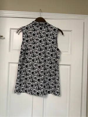 Lands' End Black & White Floral Sleeveless Collared Tank thumbnail 5