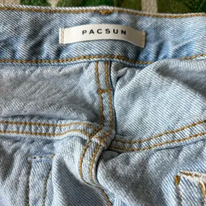 PacSun distressed button fly vintage high rise denim shorts size 30 100% cotton thumbnail 2