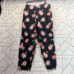 Victoria's‎ Secret Pajama Pants Large Black Pink Rose Floral Logo Waistband thumbnail 2