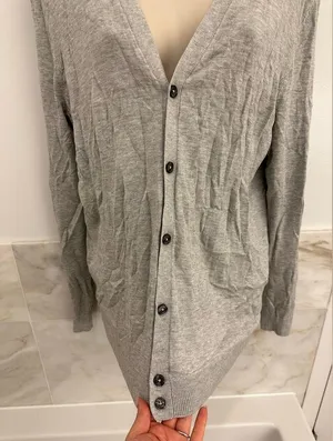 ZARA *NWT*  Gray Button-Down Cardigan thumbnail 4