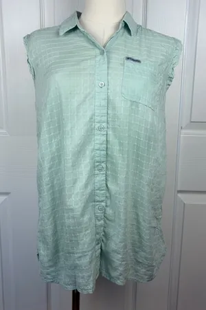 Columbia mint green sleeveless button up thumbnail 1