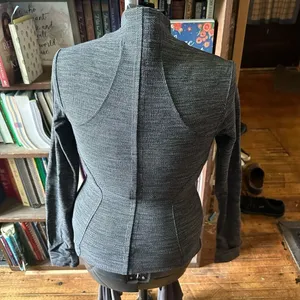 Lululemon Forme ll black & charcoal gray Athleisure fitted jacket thumbnail 5