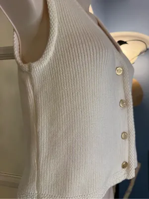 ✨NWOT Abercrombie & Fitch Cream Knit Vest XS✨ thumbnail 3