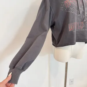 Hollister Cropped Graphic Hoodie Pullover Sweatshirt Loungewear‎ Casual Small thumbnail 4