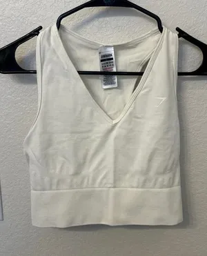 Gymshark Top thumbnail 1