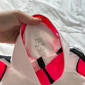 Tail White Label Polo Top T Shirt Womens XL Golf Pink White‎ Tennis Quiet Luxury thumbnail 4