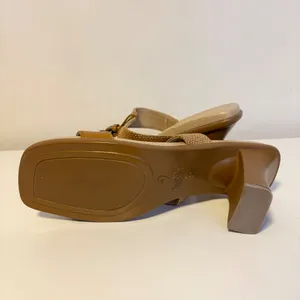 Flexisole Y2K Faux Leather Slip On Open Toe Pump Heels Tan Womens Shoe Size 8.5 thumbnail 5