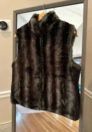 Boutique Faux Fur Sleeveless Vest Gray Medium‎ thumbnail 1