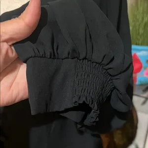 Modcloth Black Ruched Long Sleeve Blouse thumbnail 4
