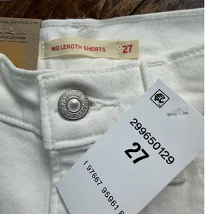 Levi's Mid Length‎ shorts NWT size 27 thumbnail 3