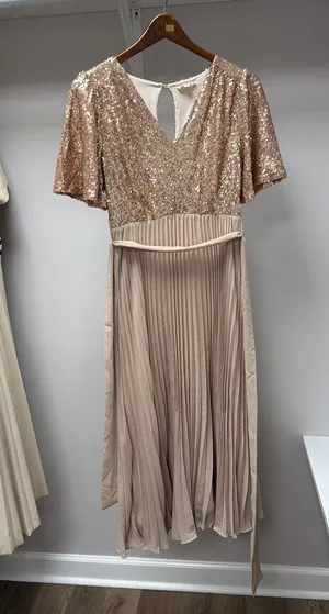 Dress Gold thumbnail 1