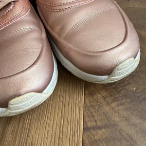 Nike Air Max Thea SE Metallic Red Bronze Rose Gold Sneakers 10 thumbnail 6