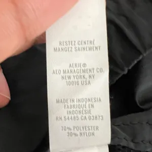 1041 | OFFLINE by Aerie Lightweight Nylon Cargo Jogger Pants Black Womens‎ XS thumbnail 5