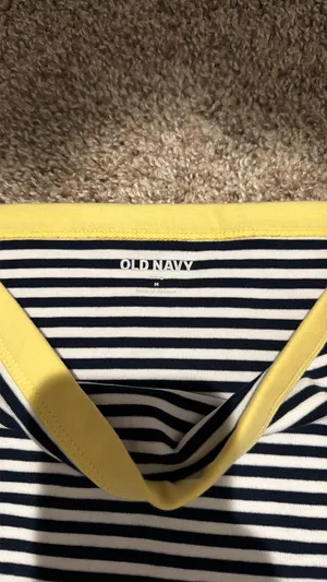 Old Navy Tank Top thumbnail 2