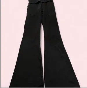 Black Foldover OFFLINE by Aerie Flare Leggings thumbnail 2