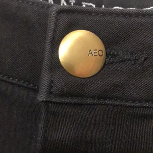 American Eagle Outfitters Super Stretch Hi-Rise Jegging Crop AEO Denim Women’s 8 thumbnail 2