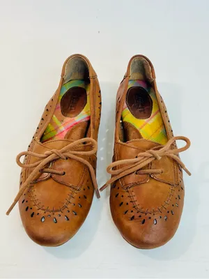 Born Women’s “Verna” Chestnut Brown Leather Perforated Loafer Flat Sz 6.5 thumbnail 3
