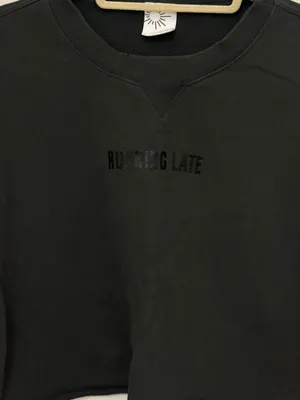 OFFLINE by Aerie Running Late Crewneck Cropped Sweatshirt in Black thumbnail 3