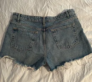 ZARA Jean Shorts thumbnail 3