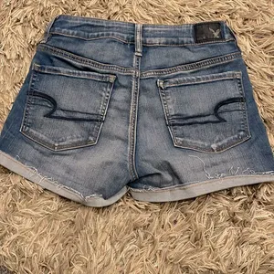 American Eagle High Rise Shortie Size 2‎ thumbnail 2