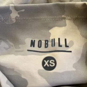 NOBULL women’s high rise matte camo leggings size XS thumbnail 4