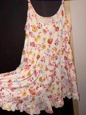 Boutique Romper Floral thumbnail 3