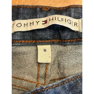 Tommy Hilfiger Dark Wash Denim Shorts Size 8 READ (8717) thumbnail 2
