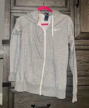 Nike jacket  thumbnail 1