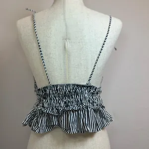 Sim &‎ Sam Crop Top Womens L Black White Striped Sleeveless Ruched V neck thumbnail 3