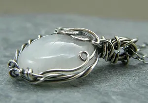 White Rainbow Moonstone Gemstone Silver Vintage Style Necklace- Pendant thumbnail 7