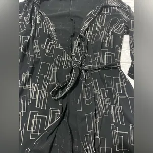 Vintage 90s La Belle Dress Medium Wrap Black Geometric Print USA thumbnail 4