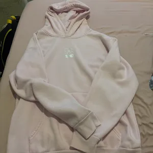 Light pink hoodie with cherry design Size M thumbnail 1