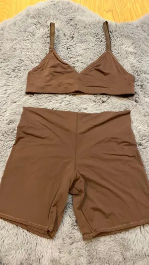 Aerie Lounge Set thumbnail 1