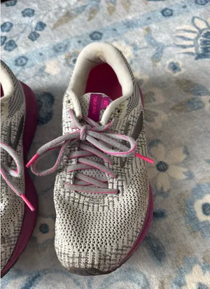 Brooks Running Shoes thumbnail 3