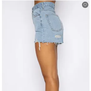 NWT White Fox Boutique On Vacay Denim Shorts thumbnail 2