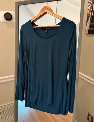White House Black Market Long Sleeve Shirt Size Medium thumbnail 1