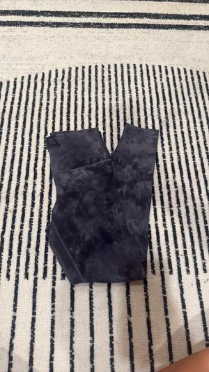 Lululemon Diamond Dye Align Pants 25" 6 thumbnail 4