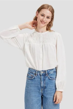 Universal Threads Women's Long Sleeve Button-Down Shirt - Ivory XS thumbnail 1