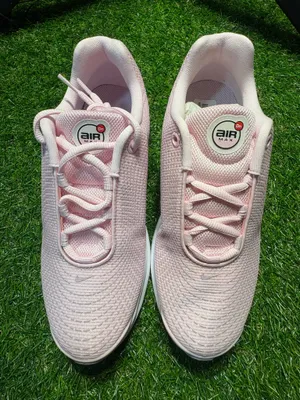 Nike Air Max women’s 8.5 thumbnail 3