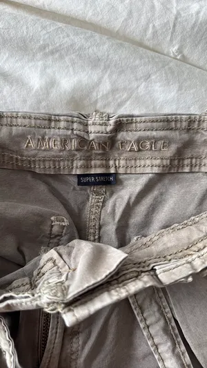 American Eagle Super Stretch Size 2 Shorts With Belt thumbnail 3