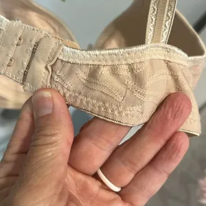30B Nude Bra Size undefined thumbnail 5