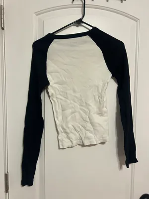 Long Sleeve thumbnail 2