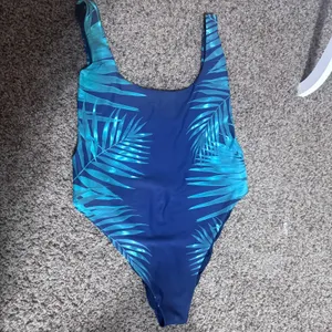 Aerie Womens XXL Blue Tropical Palm Leaf One Piece Swimsuit Cheeky High‎ Cut thumbnail 6