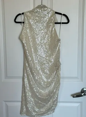 Amanda Uprichard NWT but missing clasps white sequin backless dress size medium thumbnail 1