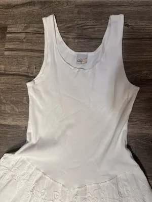 Classic White Sleeveless Midi Dress with Embroidered Skirt thumbnail 4